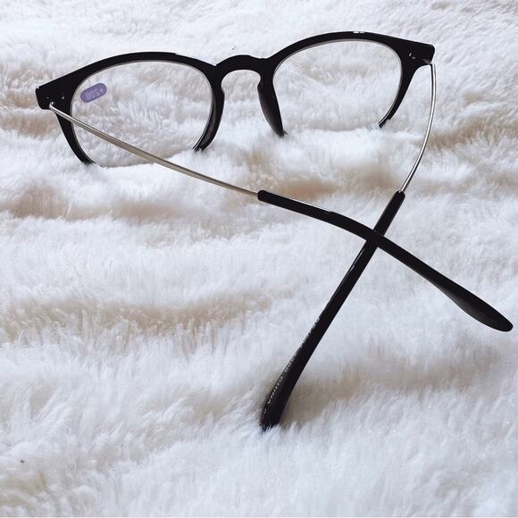 Dylan Black Thin Lightweight Reader Glasses - Picture 9 of 13